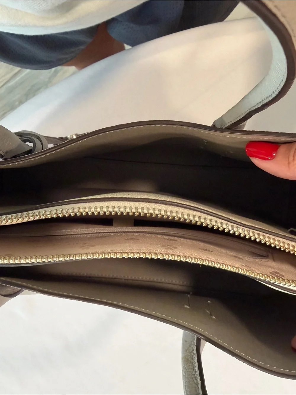Kate Spade New York Leather Handbag Crossbody Taupe Gray